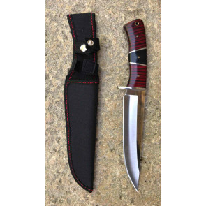 Coltello con Manico in Legno Scuro Decorato